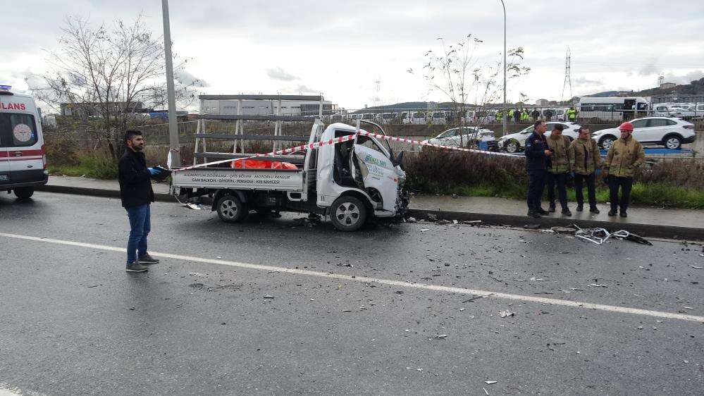 Konya plakalı hafriyat kamyonu kazaya karıştı! 1 ölü var 9